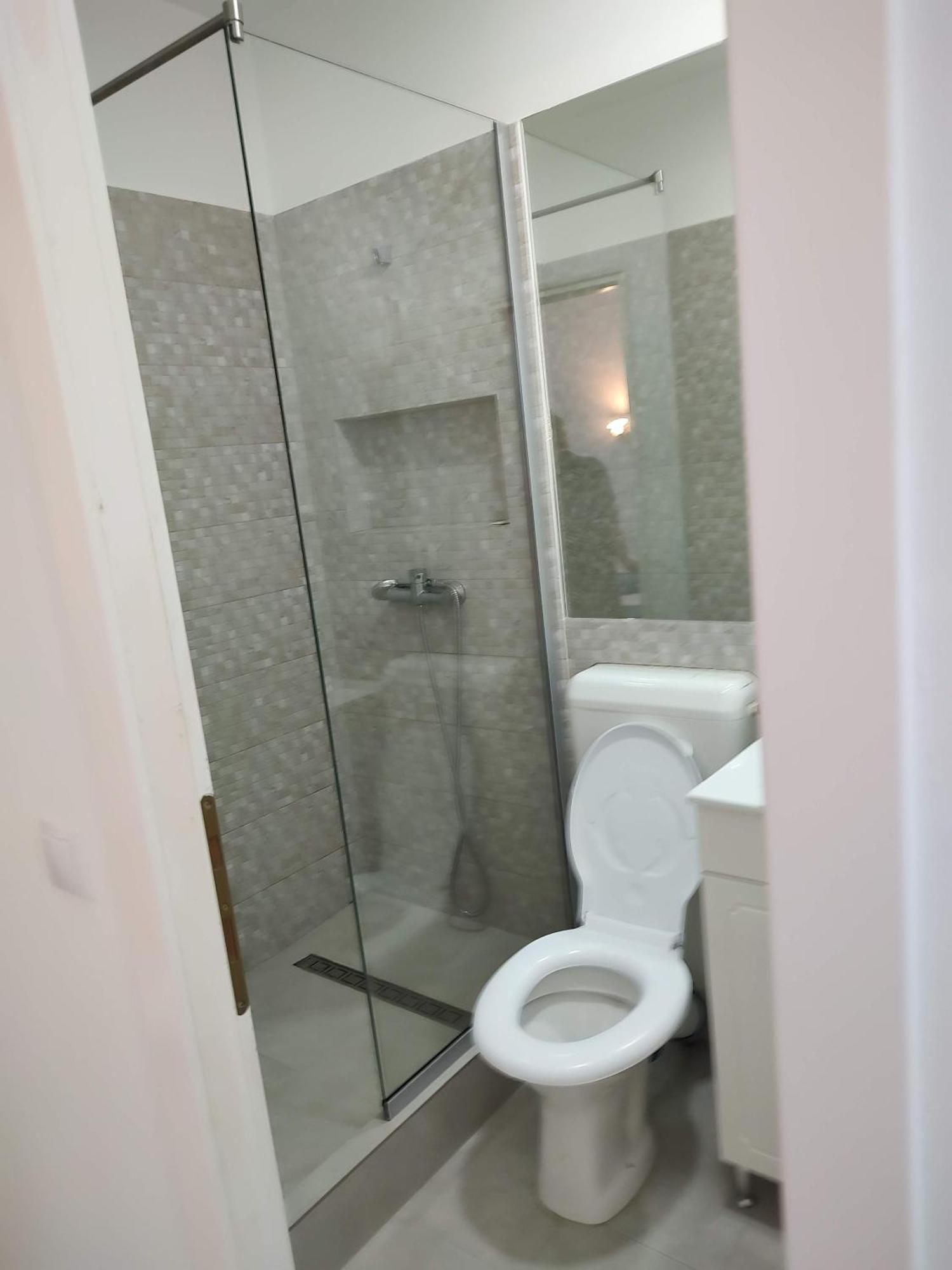 Bed and Breakfast Puzzle Magic Пітешть Екстер'єр фото